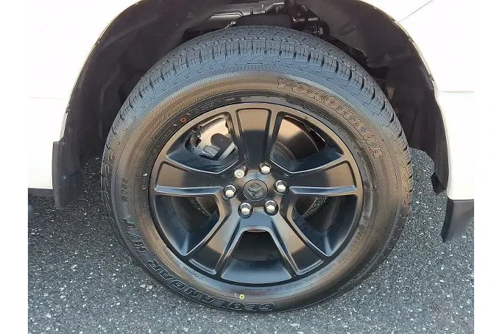 $37997 : Ram 1500 2022 4x4 Big Horn 4 image 8