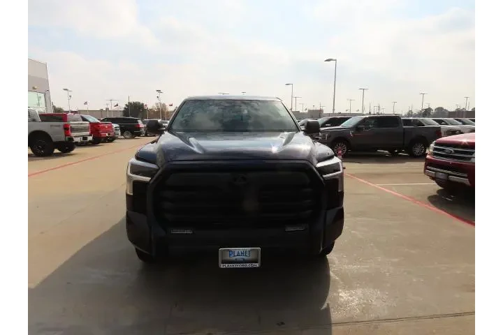 $37999 : Toyota Tundra 2023 4x4 SR5 4 image 5