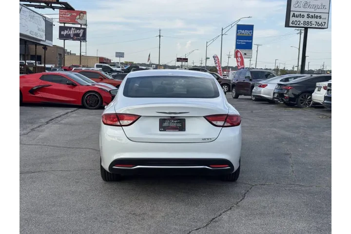 $8950 : 2015 200 Limited image 5