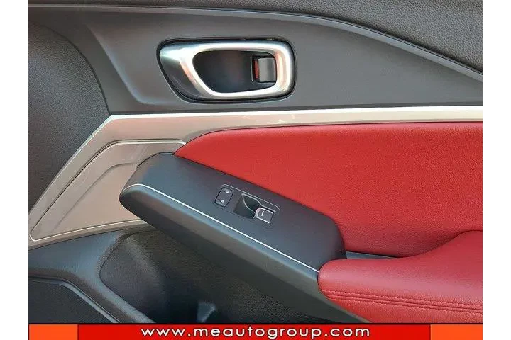 $31584 : Acura Integra 2023 4dr Liftb image 9