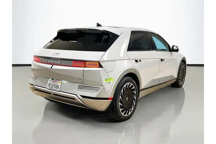 $25877 : Hyundai IONIQ 5 2023 AWD Lim image 7