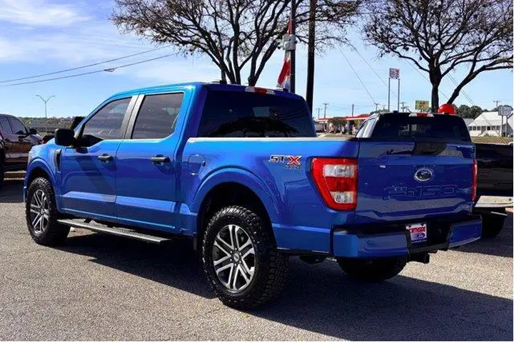$33977 : Ford F-150 2021 4x4 XL 4dr S image 7