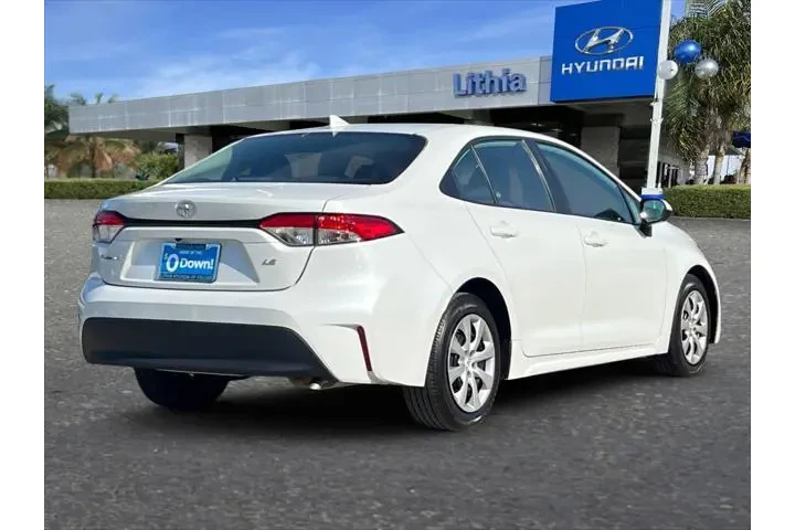 $19777 : Toyota Corolla 2024 LE 4dr S image 3