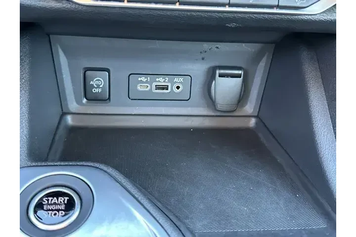 $17649 : Nissan Sentra 2025 SV 4dr Se image 8