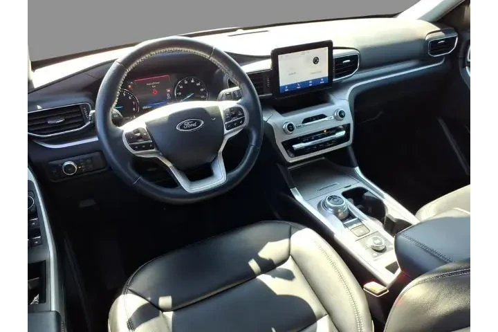 $32000 : Ford Explorer 2022 AWD XLT 4 image 6