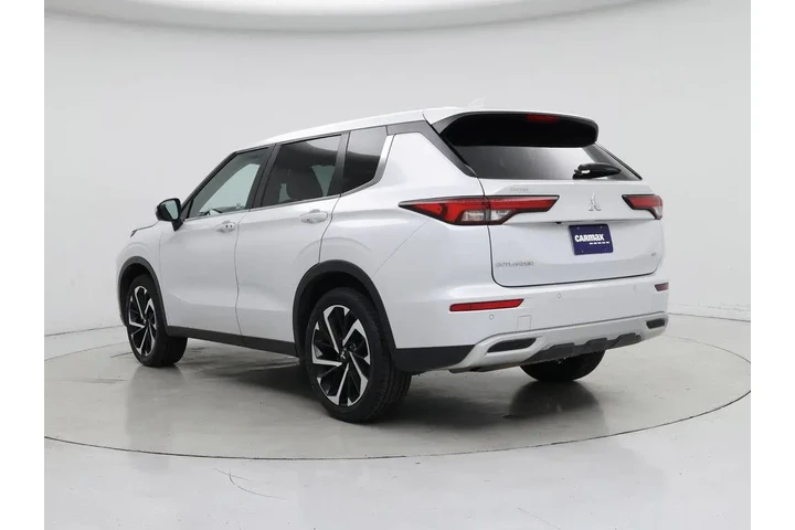 $24998 : Mitsubishi Outlander 2023 AW image 2