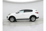 $14998 : Kia Sportage 2017 AWD LX 4dr thumbnail