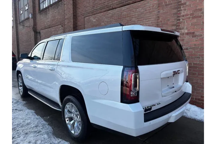 $18000 : 2016 GMC Yukon XL SLT image 7