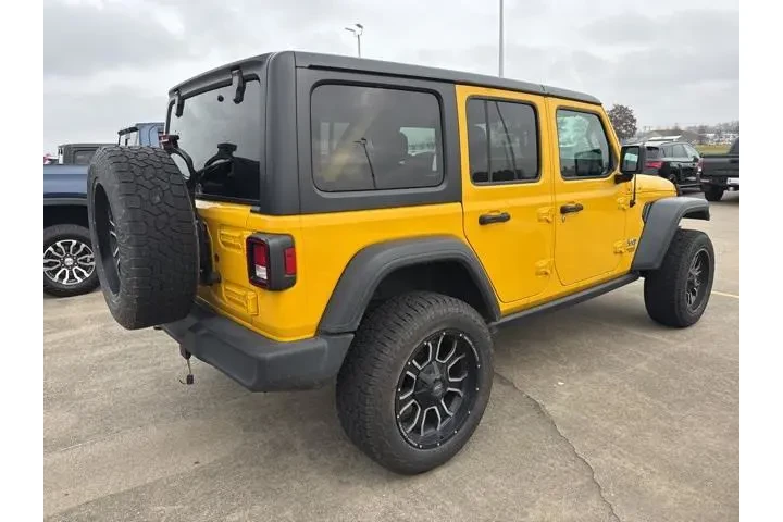 $28927 : Jeep Wrangler Unlimited 2021 image 8