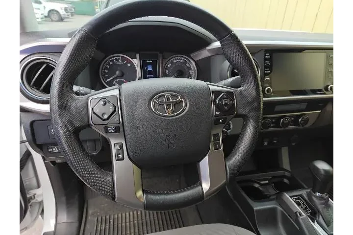 $34426 : Toyota Tacoma 2023 4x2 TRD S image 9