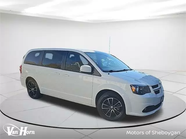 $15990 : Pre-Owned 2019 Grand Caravan image 1