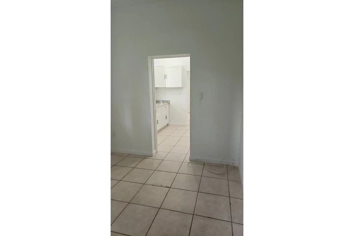 $1800 : Apartamento En Finca image 5