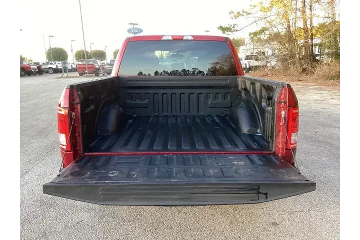 $20813 : Ford F-150 2015 4x2 XLT 4dr image 9