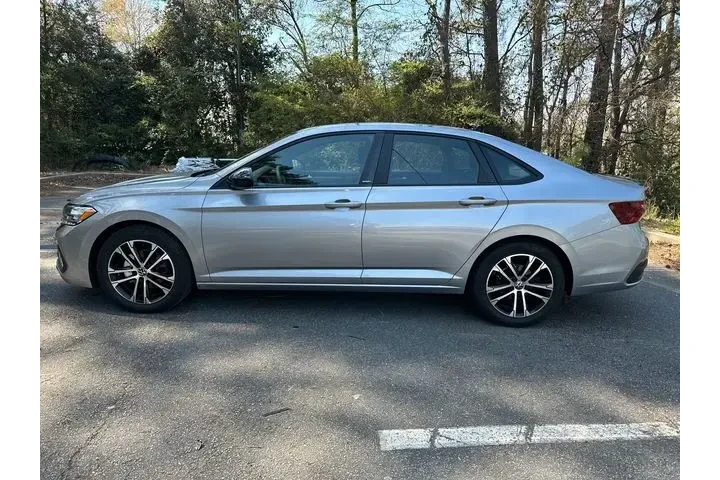 $16996 : Volkswagen Jetta 2023 Sport image 8