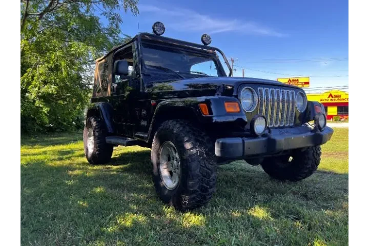 $10995 : 2003 Wrangler Sahara image 3