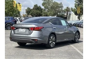 $15999 : Nissan Altima 2021 2.5 SV 4d thumbnail