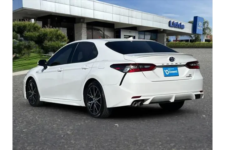 $20999 : Toyota Camry Hybrid 2021 SE image 7