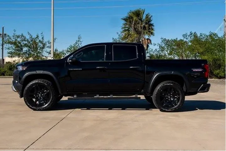 $35822 : Chevrolet Colorado 2024 4x4 image 5