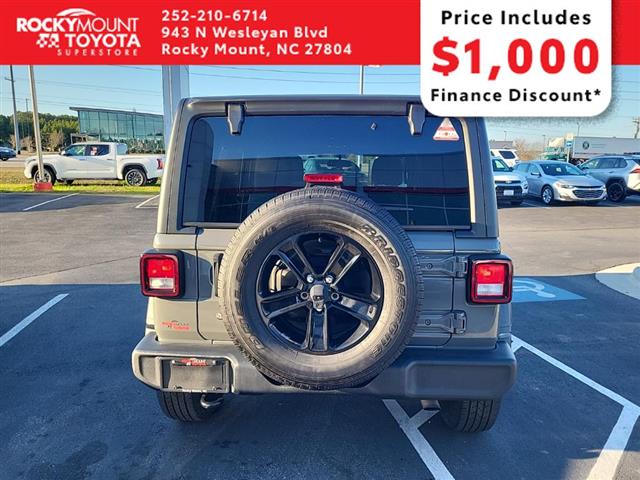 $28990 : PRE-OWNED 2020 JEEP WRANGLER image 5