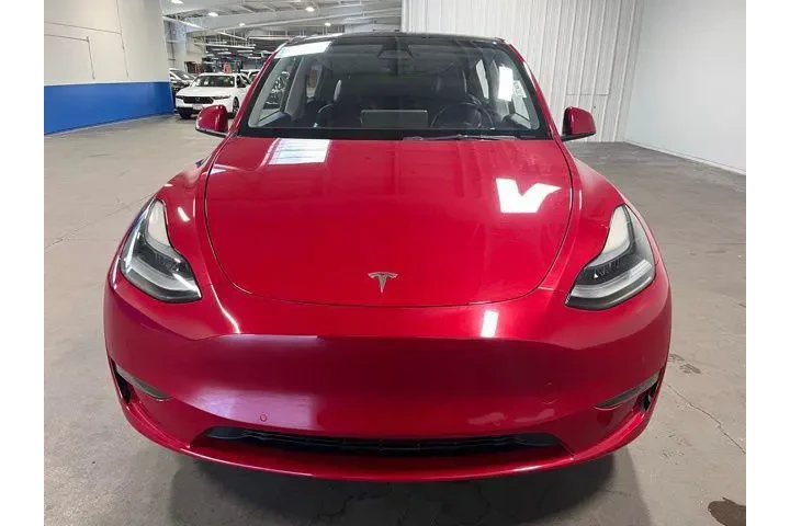 $31584 : Tesla Model Y 2022 AWD Long image 8