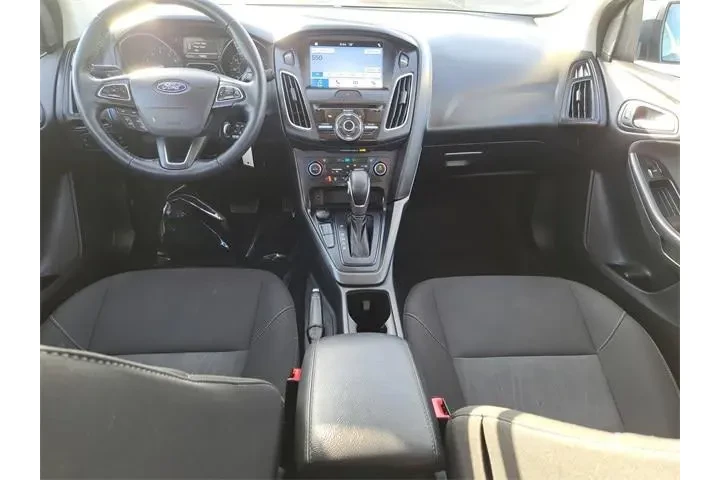 $14975 : Ford Focus 2018 SEL 4dr Hatc image 10