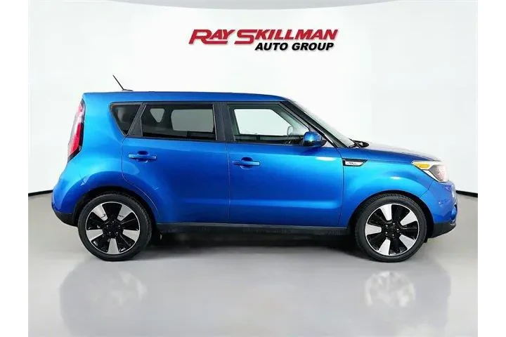 $13975 : Kia Soul 2018 + 4dr Crossove image 8