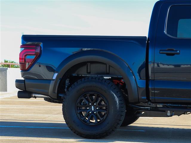 2024 F-150 Raptor Truck image 4