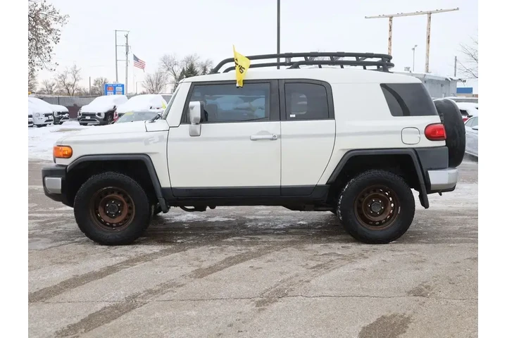 $11990 : Toyota FJ Cruiser 2010 4x4 4 image 4