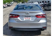 $22000 : Toyota Camry 2022 LE 4dr Sed thumbnail
