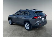$22589 : Toyota RAV4 2021 XLE 4dr SUV thumbnail