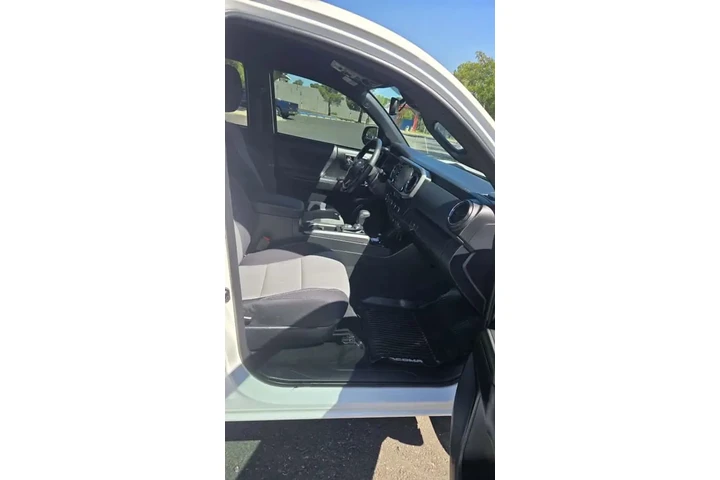 2021 TOYOTA TACOMA DOUBLE CAB image 1