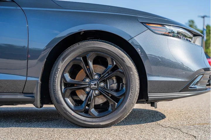 $30556 : Honda Accord 2025 SE 4dr Sed image 9