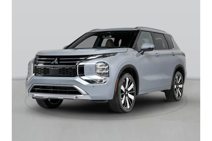 $24920 : Mitsubishi Outlander 2025 SE image 1