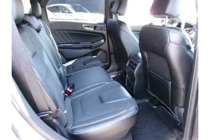 $32996 : Ford Edge 2022 AWD ST 4dr Cr image 5