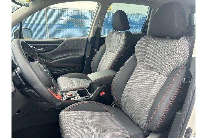 $27494 : Subaru Forester 2023 AWD Spo image 4