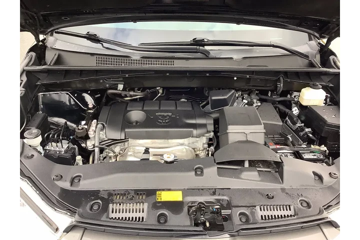 $13500 : 2018 Highlander LE image 10