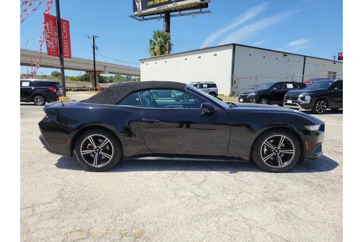 $33045 : Ford Mustang 2024 EcoBoost P image 2