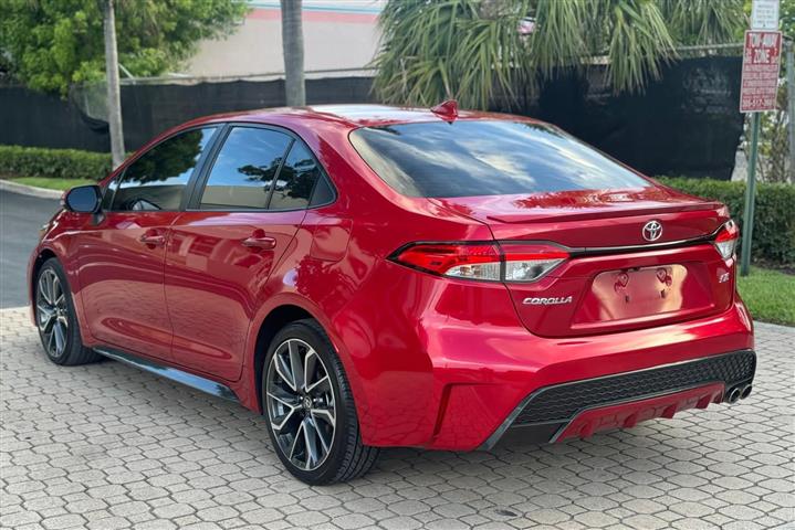 $12900 : 2020 Toyota Corolla SE RED image 5