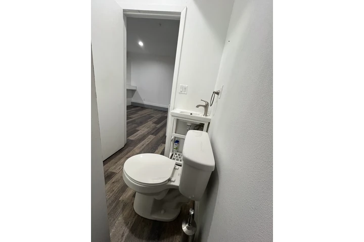 $1650 : ESTUDIO DE RENTA image 7