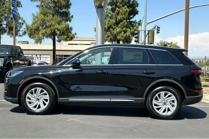 $37000 : Lincoln Corsair 2025 Premier image 5