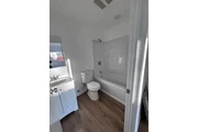 CASA NUEVA EN RENTA L.A. 90044 en Los Angeles