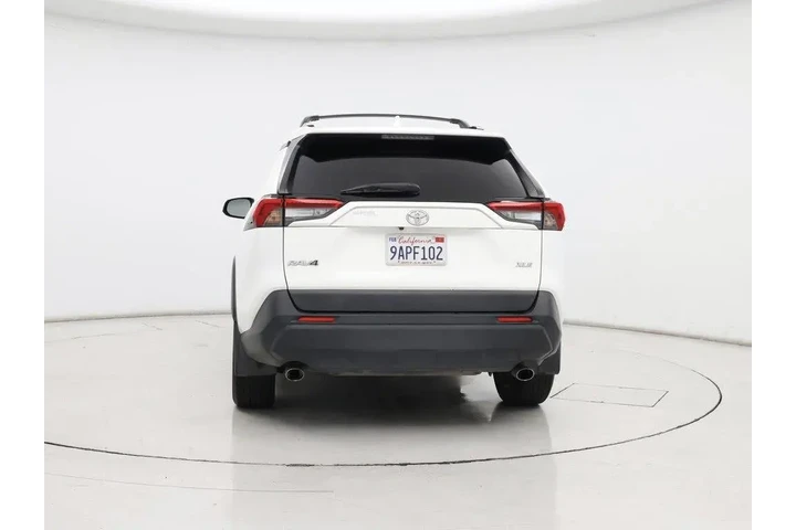 $19998 : Toyota RAV4 2019 XLE Premium image 6