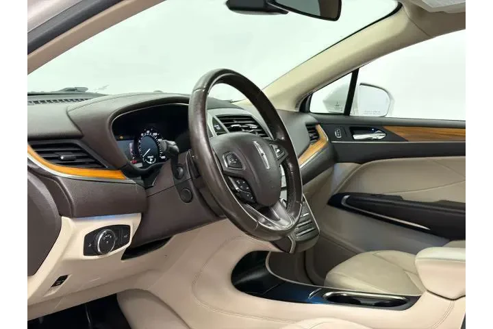 $14750 : Lincoln MKC 2018 Select 4dr image 3