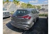 $16590 : Nissan Kicks 2023 SV 4dr Cro thumbnail