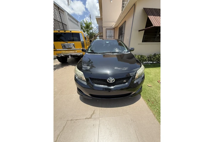 Toyota corolla image 2
