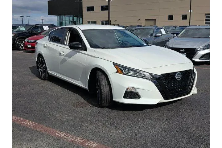 $19949 : Nissan Altima 2022 2.5 SR 4d image 4