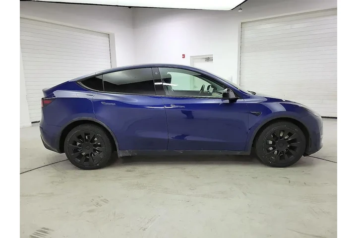 $25998 : Tesla Model Y 2022 AWD Long image 4