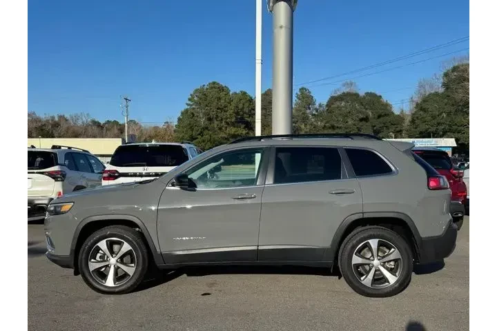 $21761 : Jeep Cherokee 2022 4x4 Limit image 2