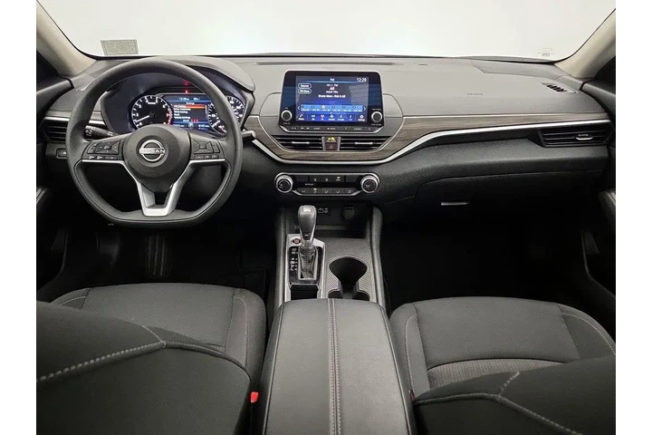 $21998 : Nissan Altima 2025 2.5 SV 4d image 9