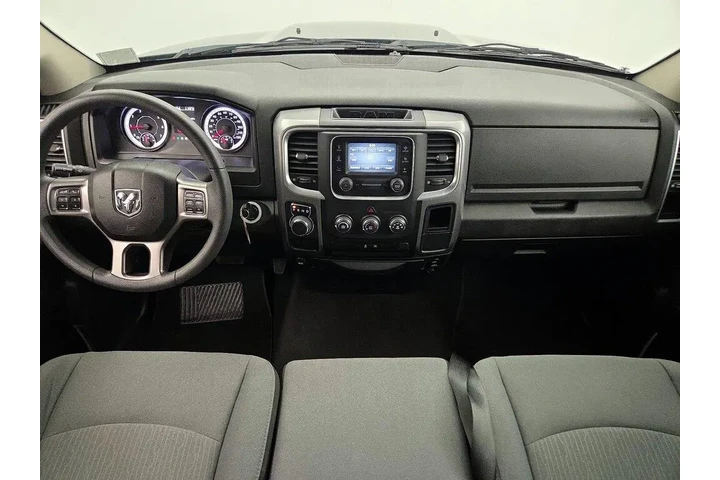 $25998 : Ram 1500 Classic 2024 4x2 SL image 9